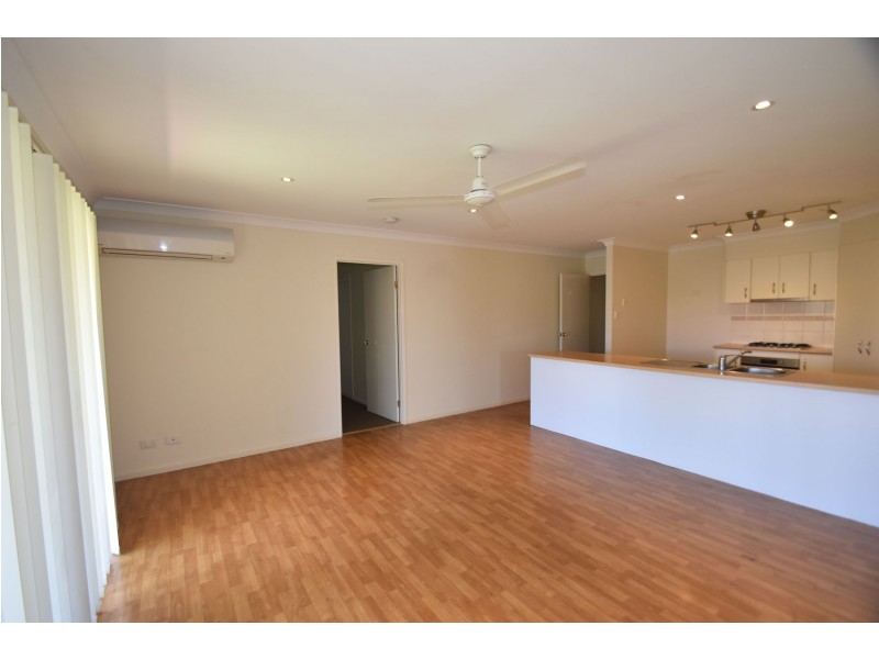 2 Deller Close, Middle Ridge QLD 4350