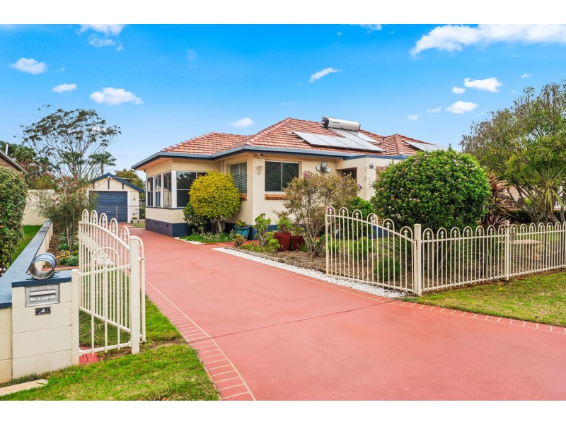 4 Lloyd Street, Harristown QLD 4350