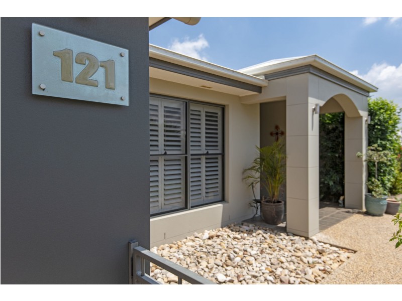 121 Aberdeen Street, Rangeville QLD 4350