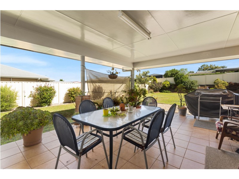 6 Gwenda Drive, Westbrook QLD 4350