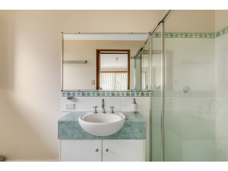 539 Hume Street, Kearneys Spring QLD 4350