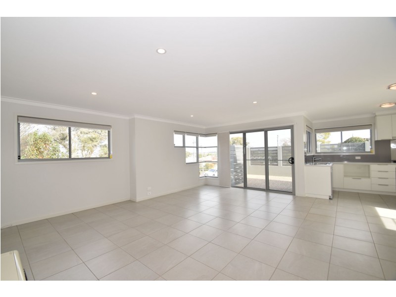 1/7 Gentle Street, North Toowoomba QLD 4350