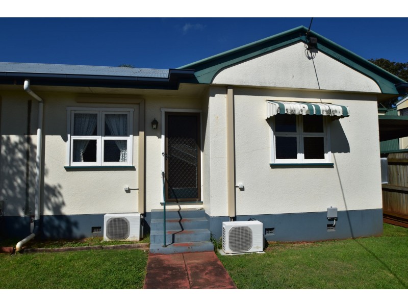 2/2 Garget Street, East Toowoomba QLD 4350