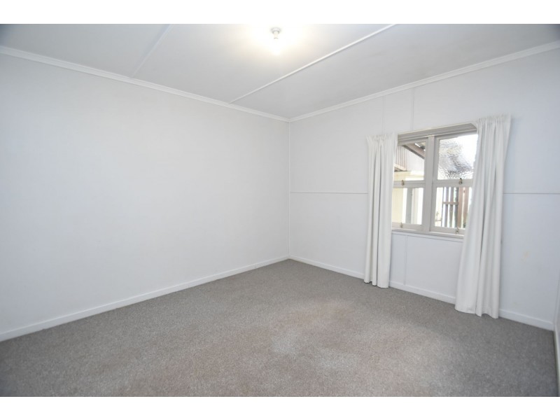 2/2 Garget Street, East Toowoomba QLD 4350