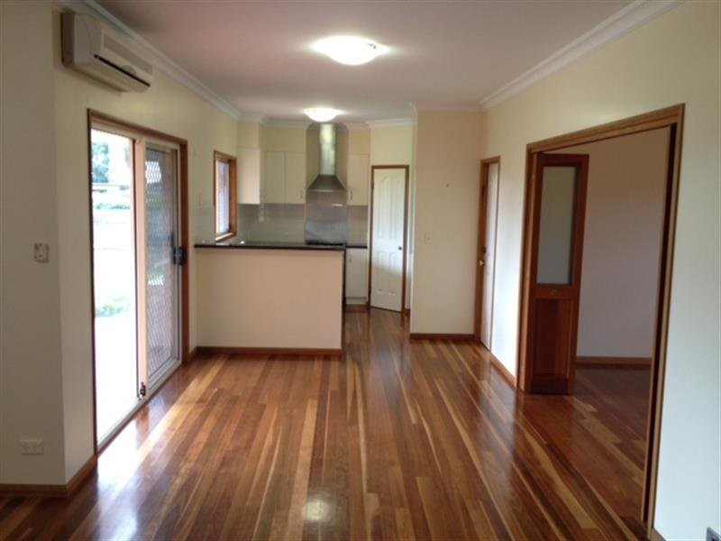 5 Vanham Close, Middle Ridge QLD 4350