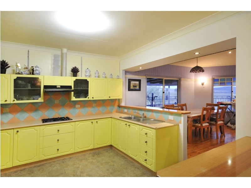 136 Dixon Lane, Greenmount East QLD 4359
