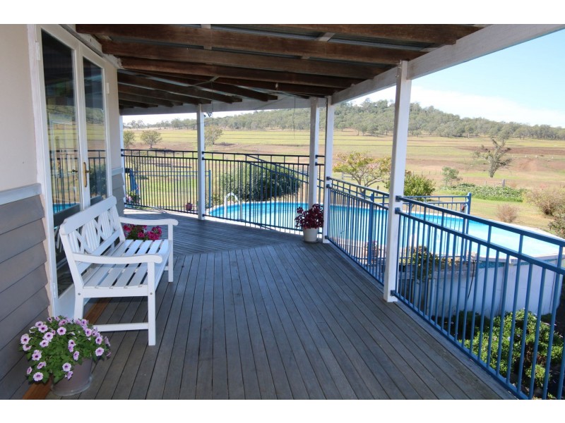 136 Dixon Lane, Greenmount East QLD 4359