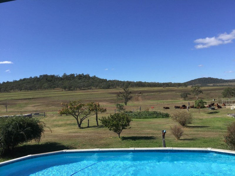 136 Dixon Lane, Greenmount East QLD 4359
