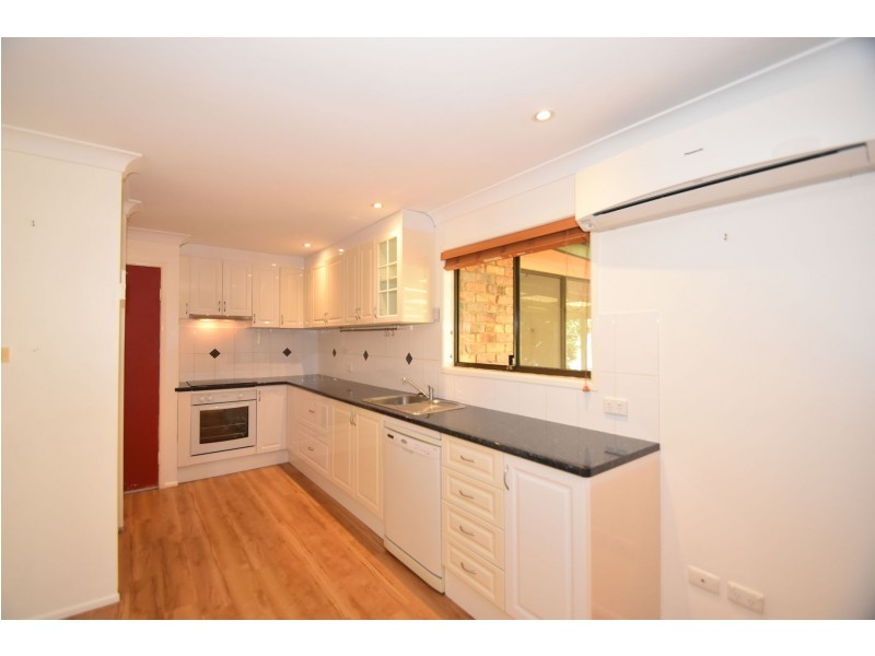 10 Traminer Drive, Wilsonton Heights QLD 4350