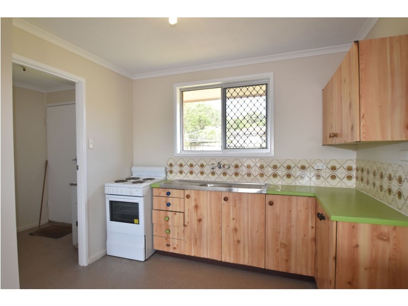 2/71 Drayton Road, Harristown QLD 4350