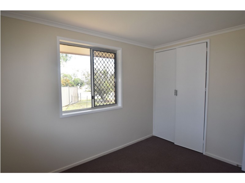 2/71 Drayton Road, Harristown QLD 4350