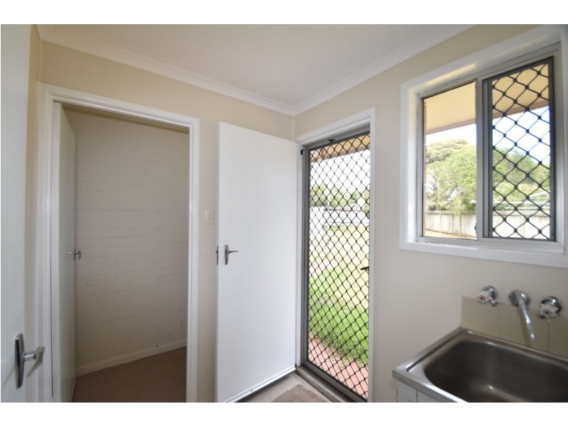 2/71 Drayton Road, Harristown QLD 4350
