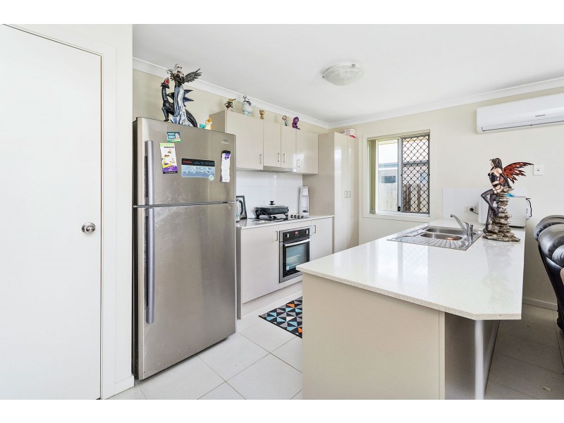 12 Farrer Street, Cranley QLD 4350