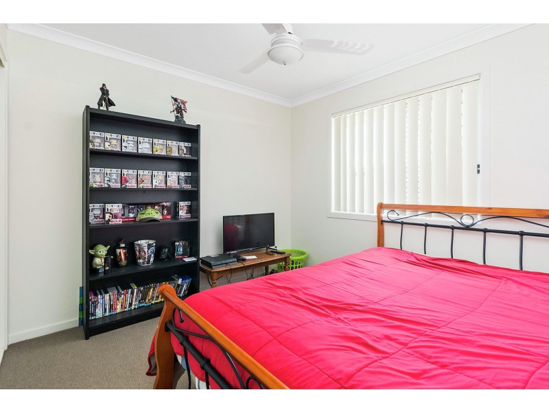 12 Farrer Street, Cranley QLD 4350