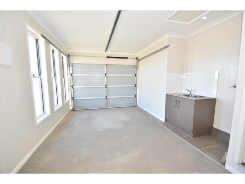 1/11 Cardamon Crescent, Glenvale QLD 4350