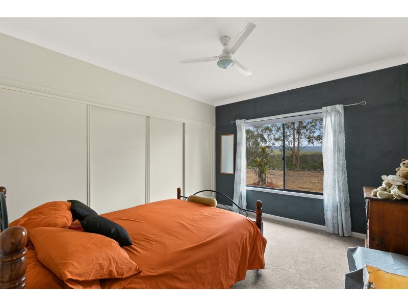 76 Dobel Drive, Upper Lockyer QLD 4352