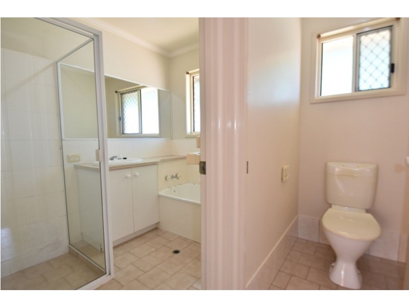 19 Glen Avon Court, Glenvale QLD 4350