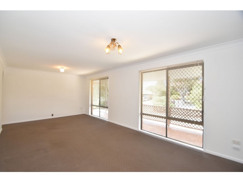 106 Hursley Road, Newtown QLD 4350