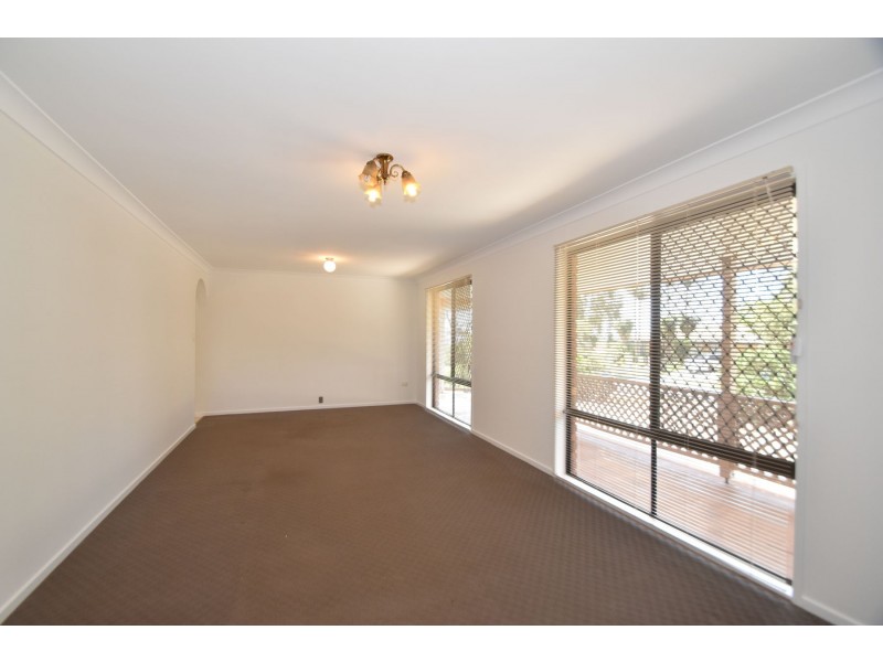 106 Hursley Road, Newtown QLD 4350