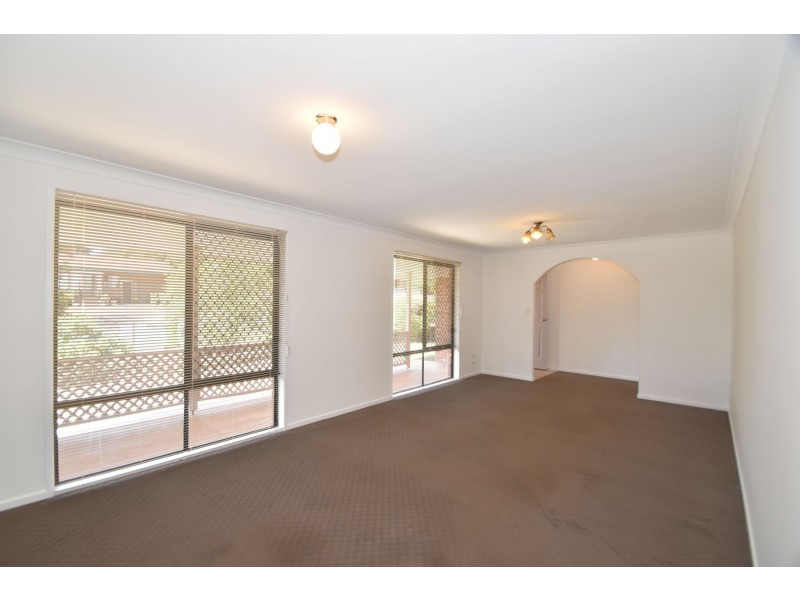 106 Hursley Road, Newtown QLD 4350