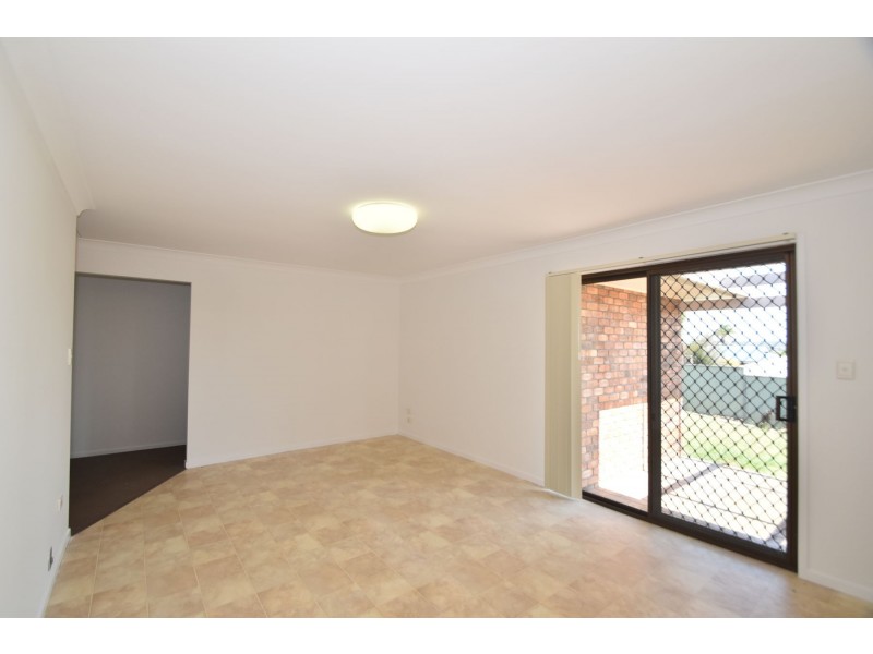 106 Hursley Road, Newtown QLD 4350