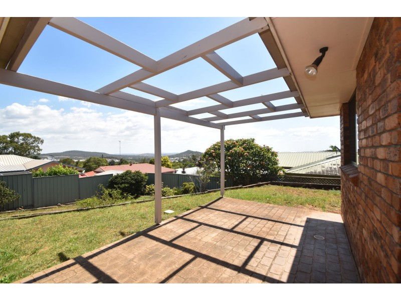106 Hursley Road, Newtown QLD 4350
