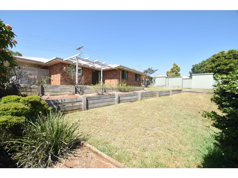106 Hursley Road, Newtown QLD 4350