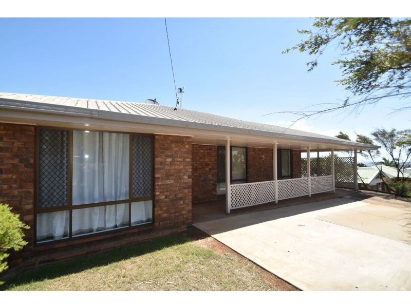 106 Hursley Road, Newtown QLD 4350