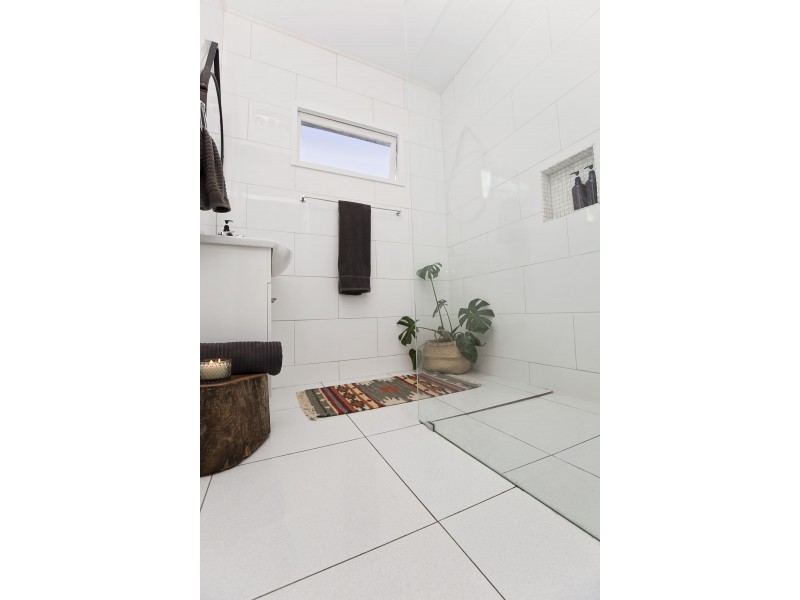 13 Rosina Street, Newtown QLD 4350