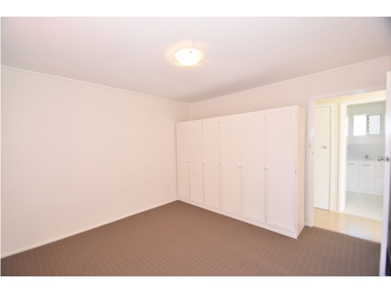 1/164 Hill Street, Newtown QLD 4350