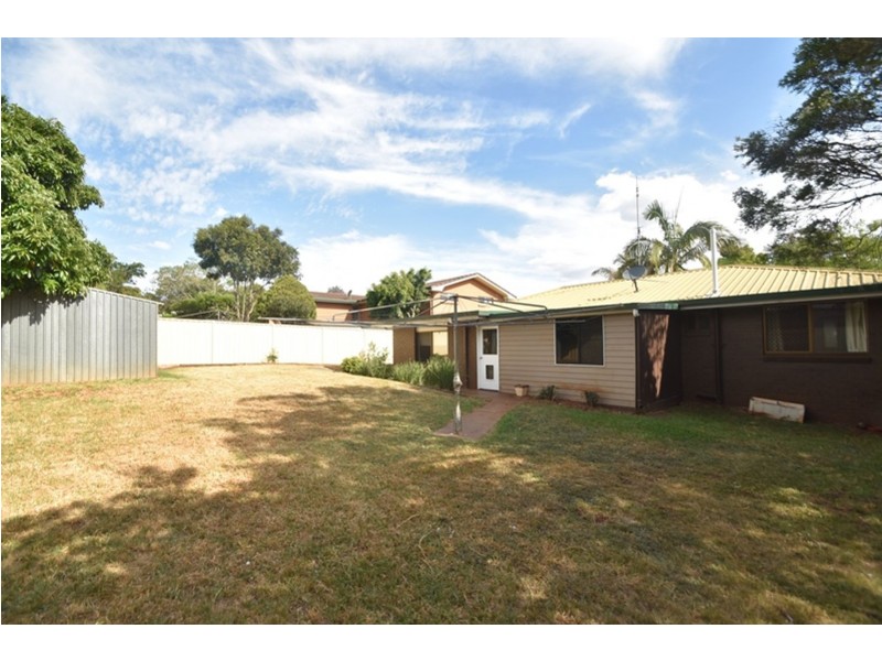 15 Marcia Street, Rangeville QLD 4350