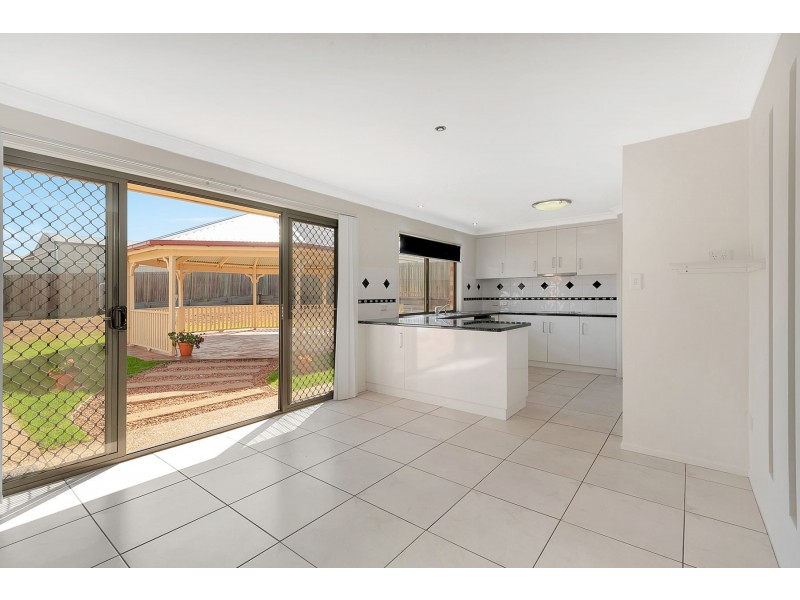 24 Whitman Street, Westbrook QLD 4350