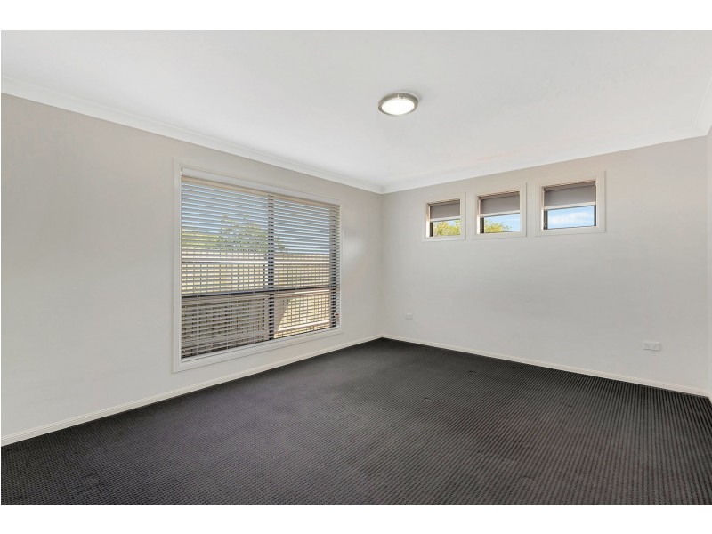 24 Whitman Street, Westbrook QLD 4350