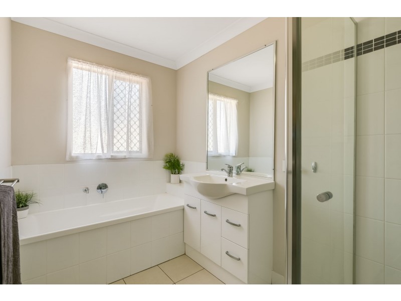 2 Jack Court, Murphys Creek QLD 4352