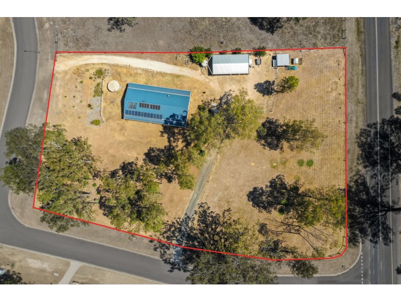 2 Jack Court, Murphys Creek QLD 4352