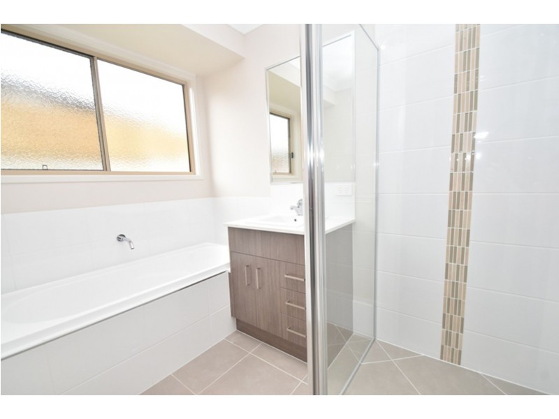 7 Grace View Street, Darling Heights QLD 4350