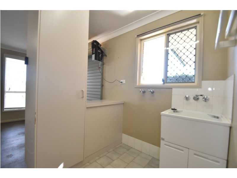 16 Stoneyhurst Court, Glenvale QLD 4350