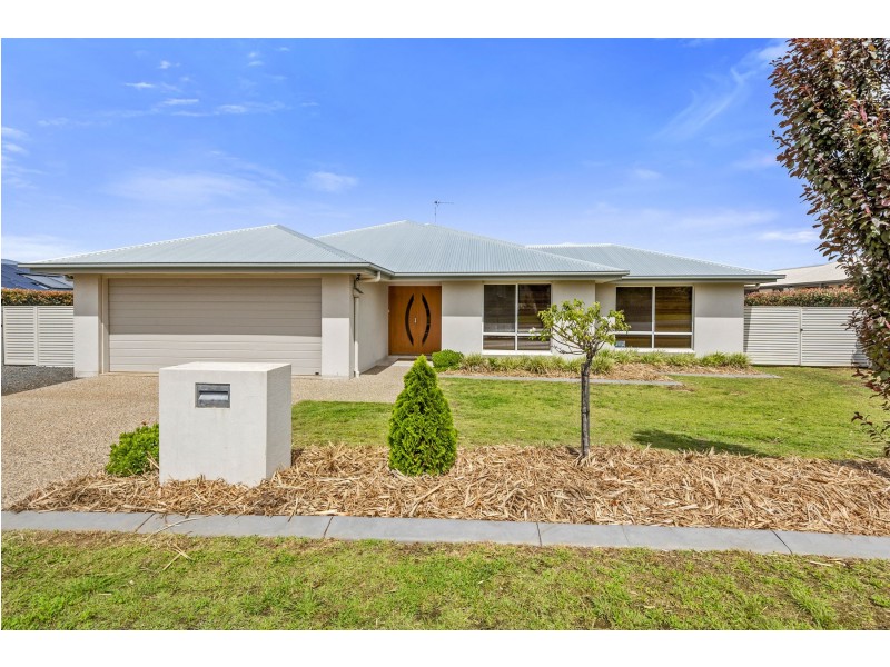 32 Elizabeth Street, Westbrook QLD 4350