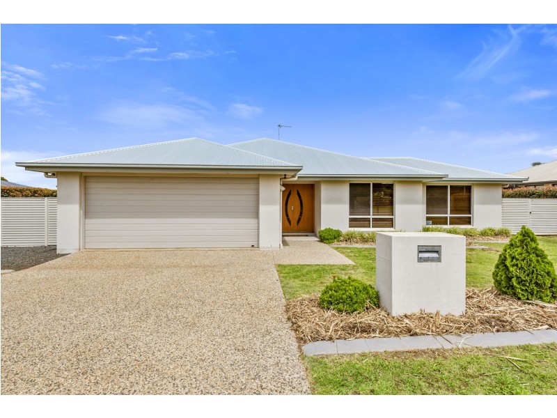 32 Elizabeth Street, Westbrook QLD 4350