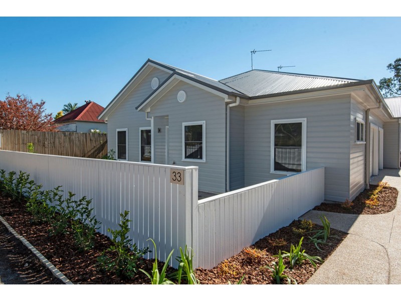 33 Albert Street, Newtown QLD 4350