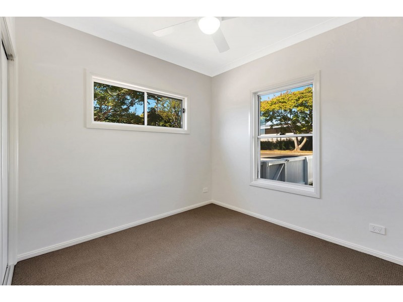 33 Albert Street, Newtown QLD 4350
