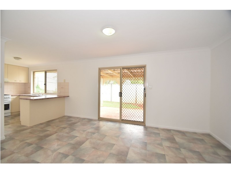 5 Jade Close, Darling Heights QLD 4350