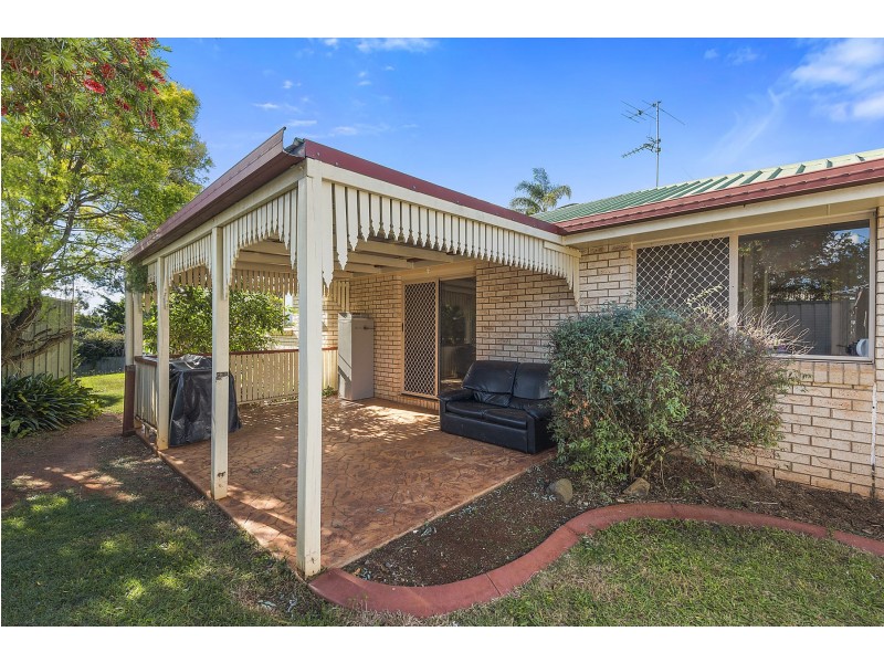 5 Jade Close, Darling Heights QLD 4350