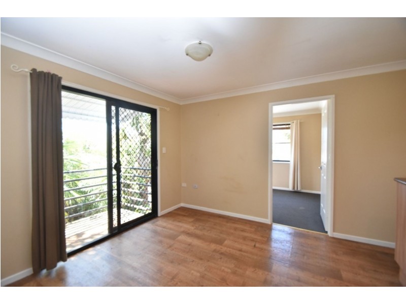 5a Greyfriars Street, Rockville QLD 4350