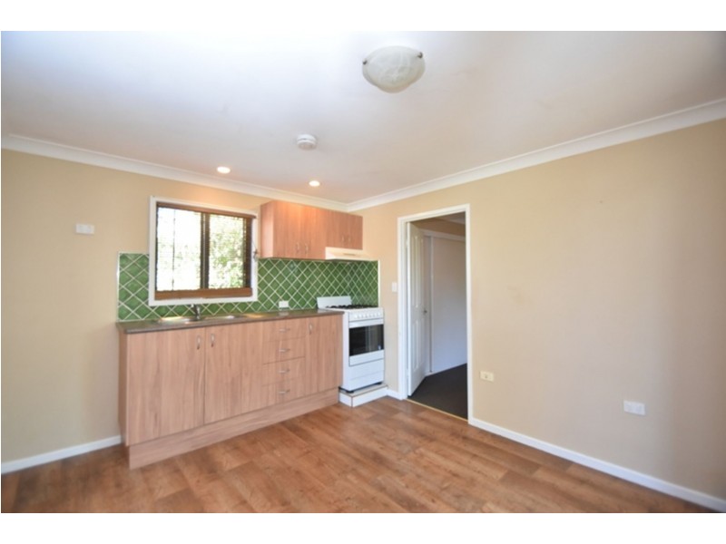 5a Greyfriars Street, Rockville QLD 4350