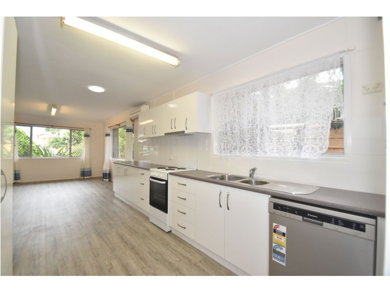 15 Sprott Street, Wilsonton QLD 4350