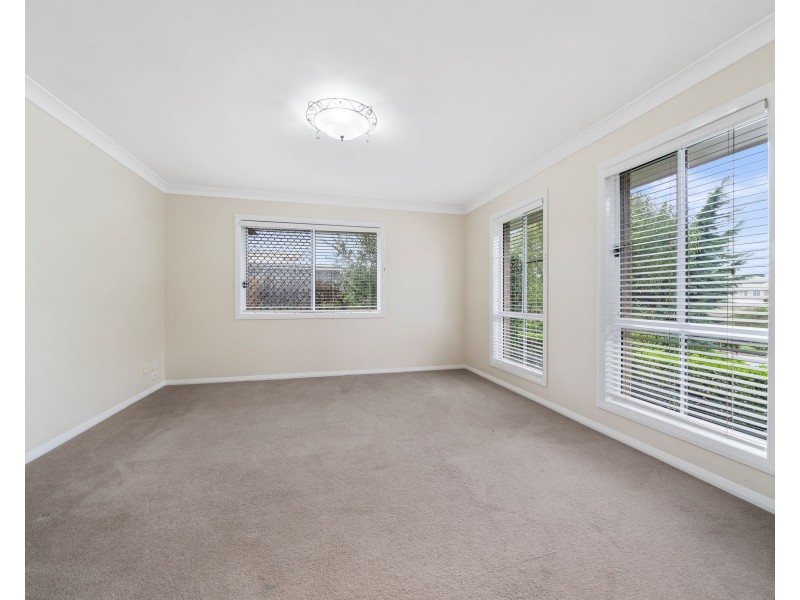 4 Trevean Drive, Kleinton QLD 4352