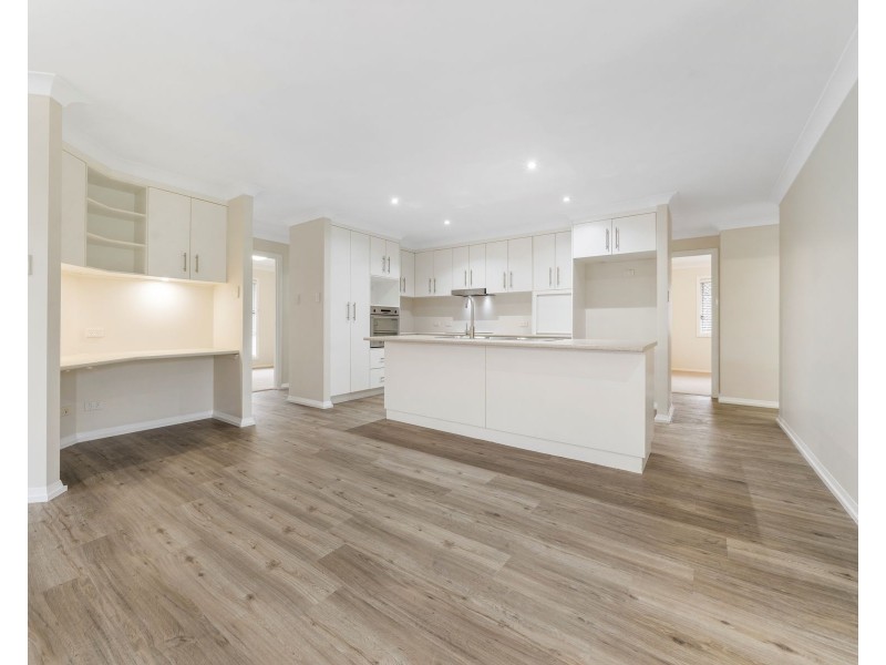4 Trevean Drive, Kleinton QLD 4352
