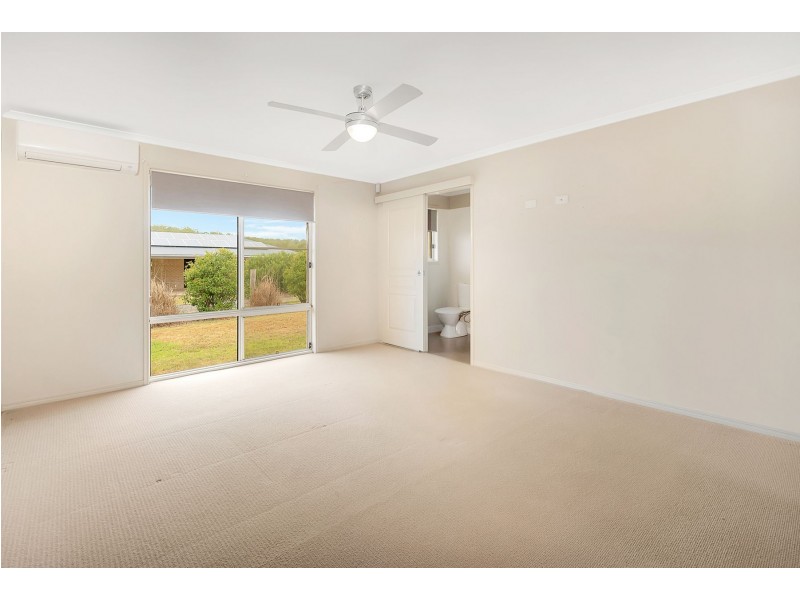 22 Curlew Street, Meringandan West QLD 4352