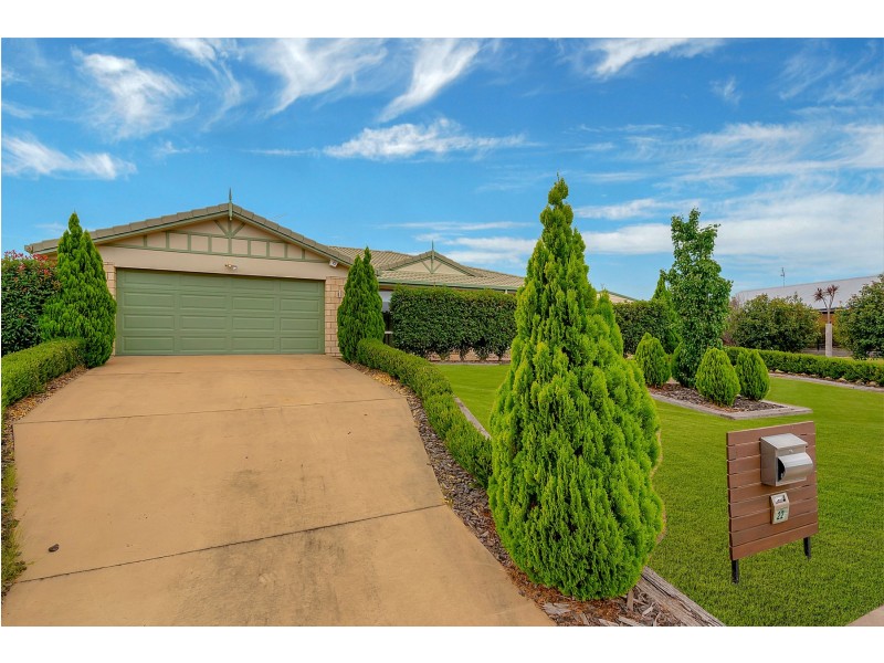 22 Curlew Street, Meringandan West QLD 4352